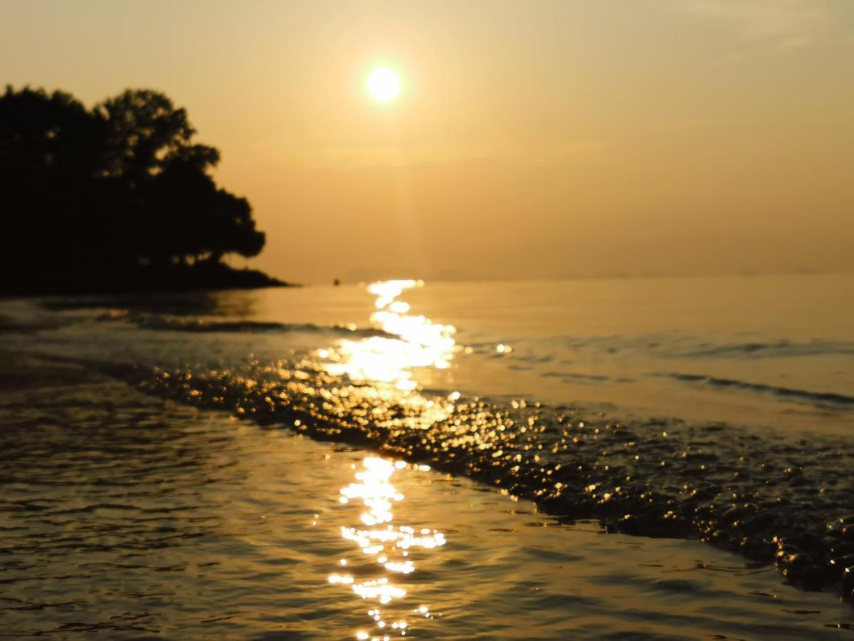 Coco Sunset Beach Ban Bang Po Eksteriør billede